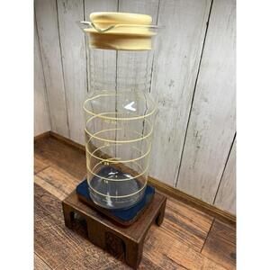 Vintage Pyrex 8014 1.5L 40oz 1 ½ QT Clear Water Juice Carafe Pitcher - With Lid